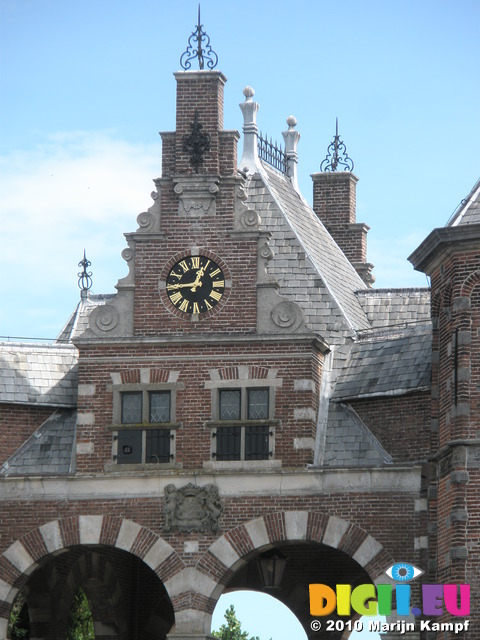 JT00999 Clock on Watergate in Sneek